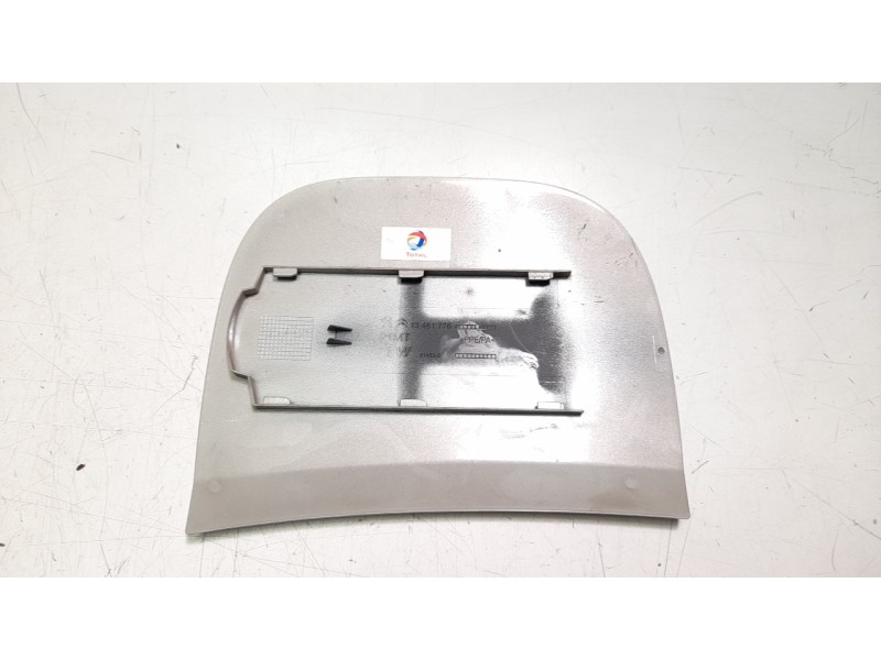 Recambio de tapa exterior combustible para citroen c3 aircross feel referencia OEM IAM 13461776  