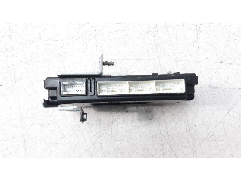 Recambio de modulo electronico para hyundai kona referencia OEM IAM 95400K4230  