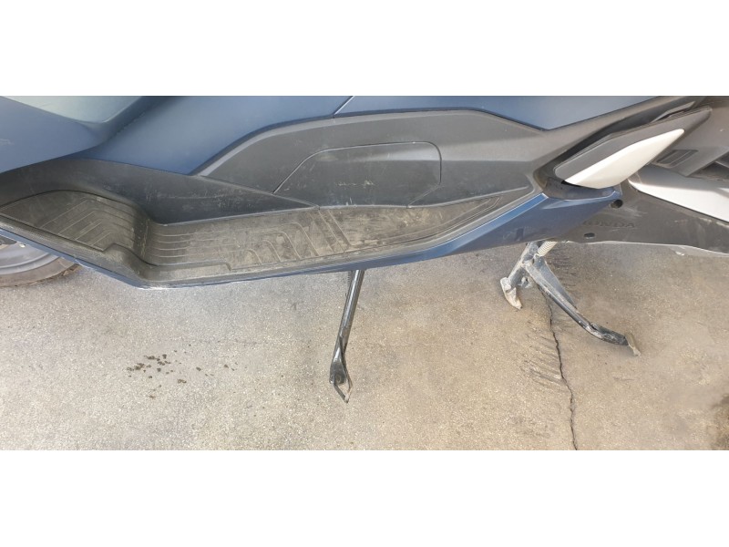 Recambio de caballete lateral para honda pcx 125 referencia OEM IAM 50530K1ZJ10  