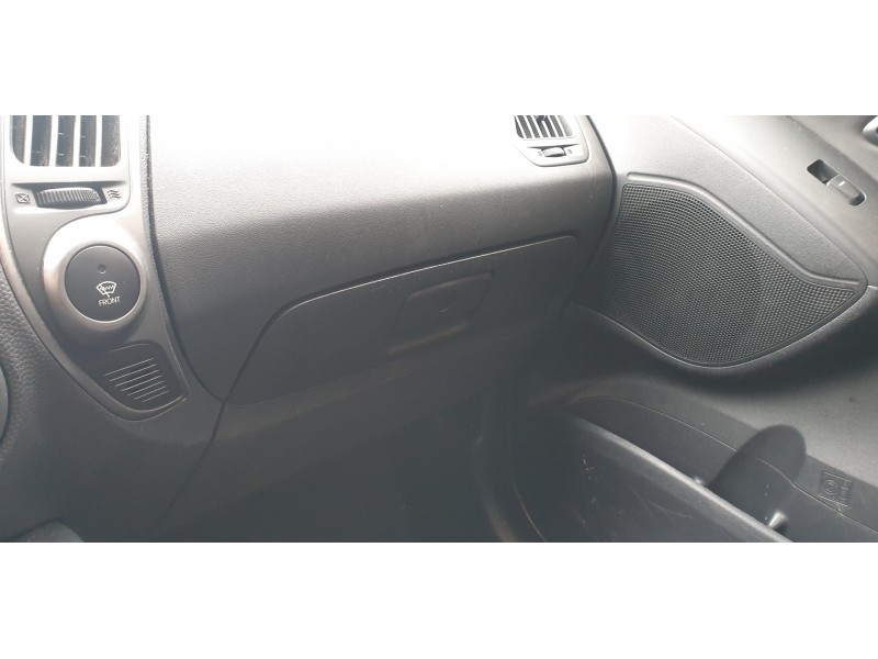 Recambio de guantera para hyundai ix35 1.7 crdi cat referencia OEM IAM 845102Y1009P  