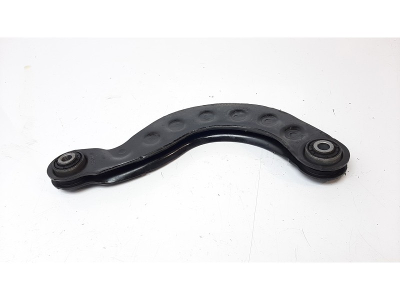 Recambio de brazo suspension superior trasero derecho para volvo v40 kinetic referencia OEM IAM 31406582  