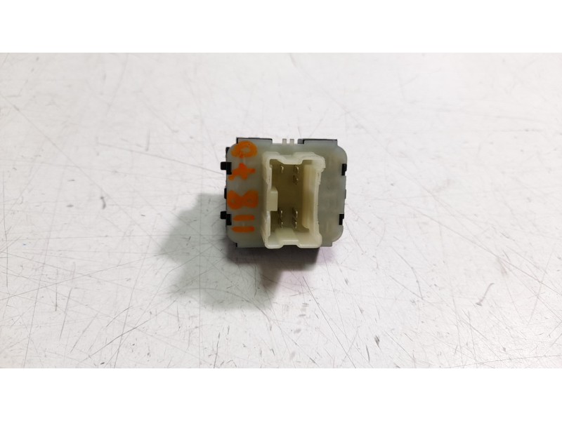 Recambio de mando elevalunas delantero izquierdo para renault express advance referencia OEM IAM 254118044R IAF140017 EWARE024