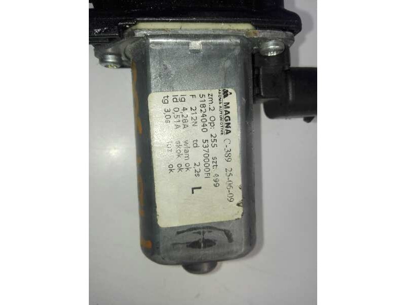 Recambio de motor elevalunas delantero izquierdo para fiat nuova 500 (150) lounge referencia OEM IAM 51824040 5370000FI 