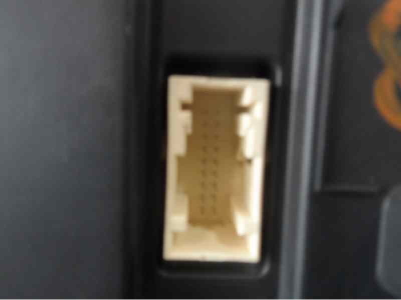 Recambio de mando climatizador para renault megane ii berlina 5p confort dynamique referencia OEM IAM 8200344840  