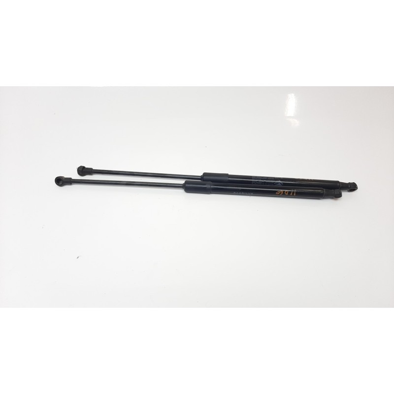 Recambio de amortiguadores maletero / porton para citroen c3 1.2 12v e-thp referencia OEM IAM 9813177780  