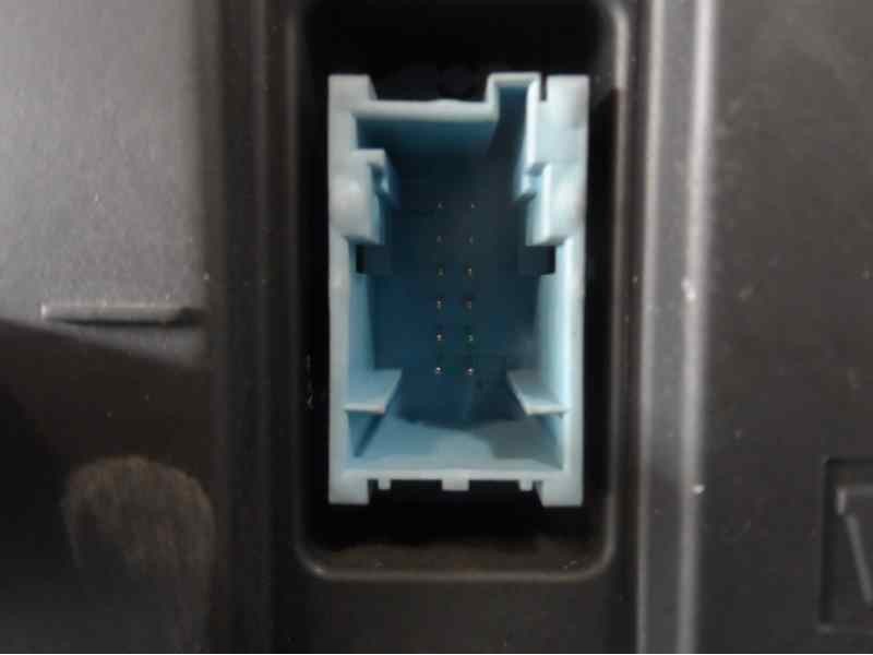 Recambio de mando climatizador para renault megane ii berlina 5p confort dynamique referencia OEM IAM 8200344840  