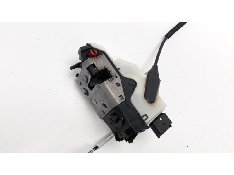 Recambio de cerradura puerta trasera izquierda para peugeot 208 1.2 16v vti referencia OEM IAM 9812501280  