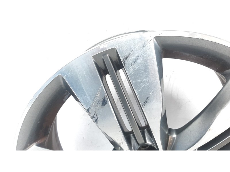 Recambio de llanta para hyundai ix35 1.7 crdi cat referencia OEM IAM 529102S310  