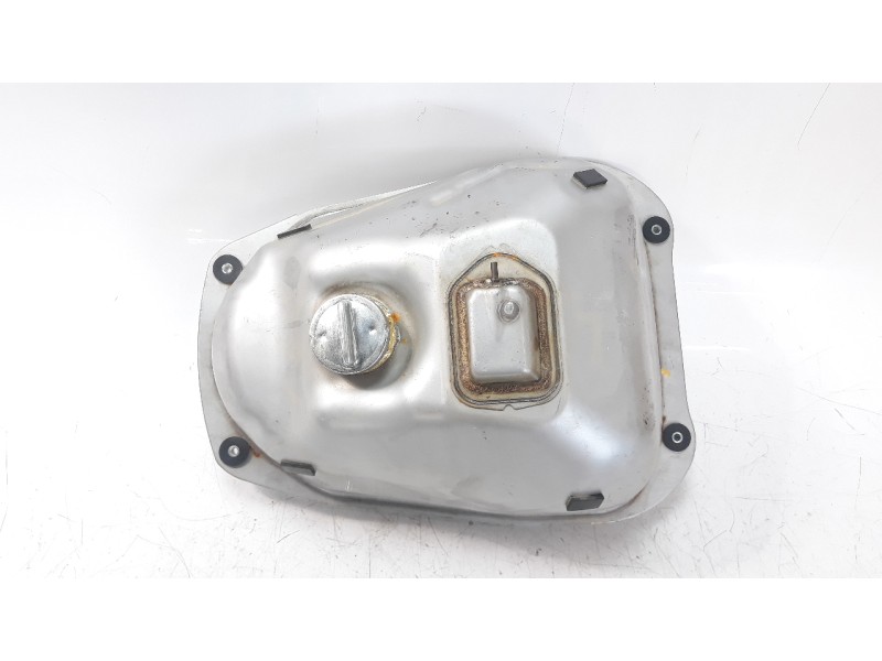 Recambio de deposito combustible para honda x-adv referencia OEM IAM 17500MKTD00  