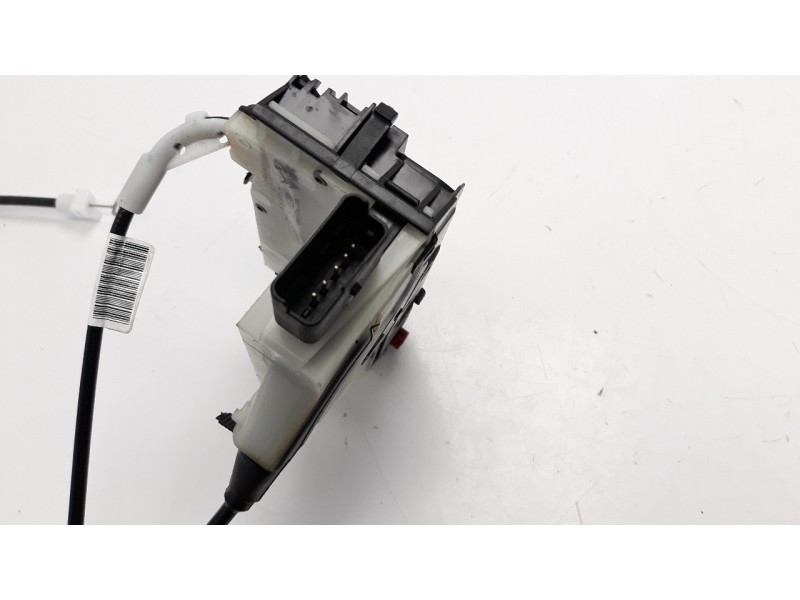Recambio de cerradura puerta trasera izquierda para peugeot 208 1.2 16v vti referencia OEM IAM 9812501280  
