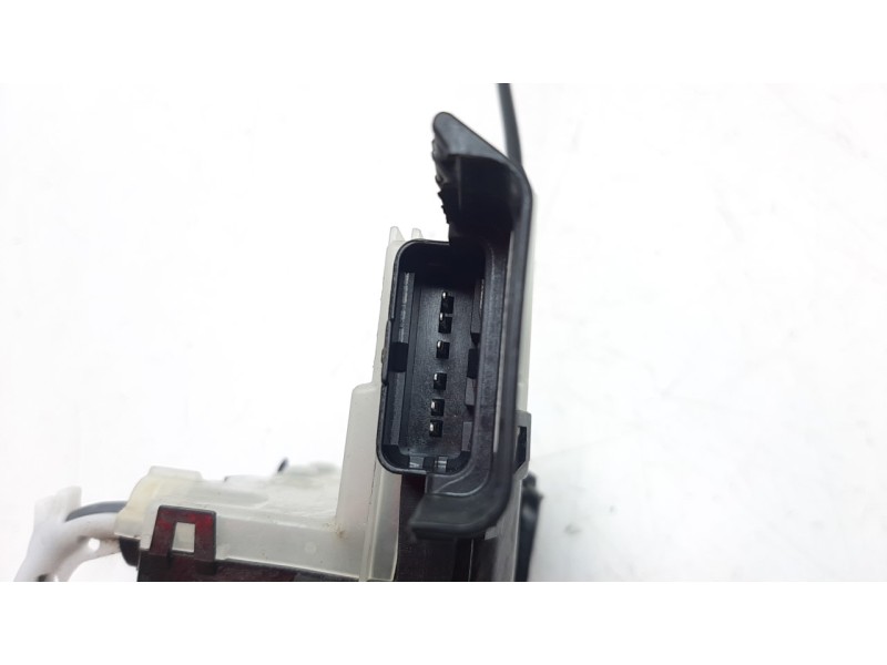 Recambio de cerradura puerta delantera derecha para citroen c3 1.2 12v e-thp referencia OEM IAM 9812398080  