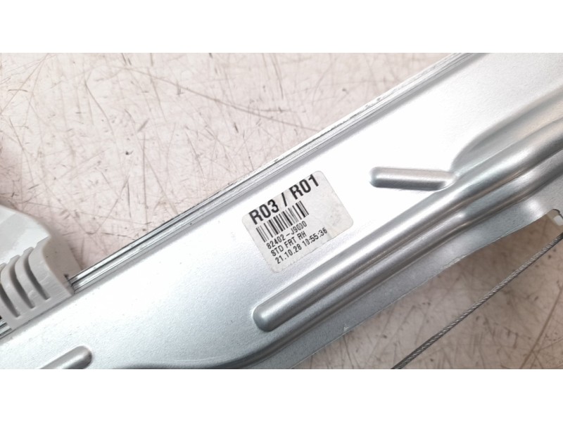 Recambio de elevalunas delantero derecho para hyundai kona 1.0 tgdi cat referencia OEM IAM 82402J9000  