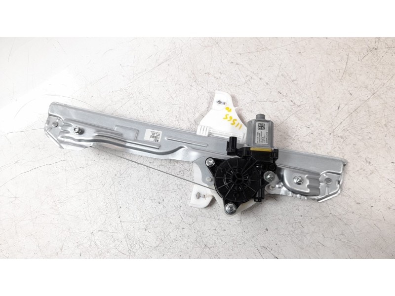 Recambio de elevalunas trasero derecho para hyundai kona 1.0 tgdi cat referencia OEM IAM 83402J9000  