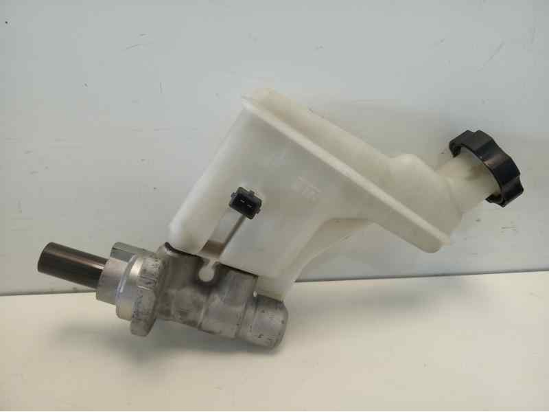 Recambio de bomba freno para kia sportage 1.7 crdi cat referencia OEM IAM 585102S101  