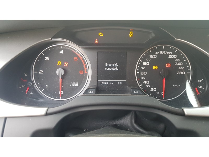 Recambio de cuadro instrumentos para audi a4 ber. (b8) 2.0 16v tdi referencia OEM IAM 8K0920930N  
