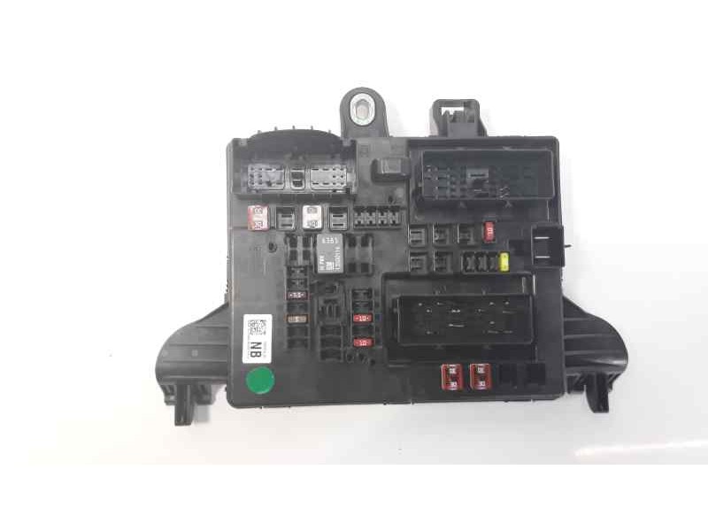Recambio de caja reles / fusibles para opel insignia sports tourer edition referencia OEM IAM 13277318 06245314510 