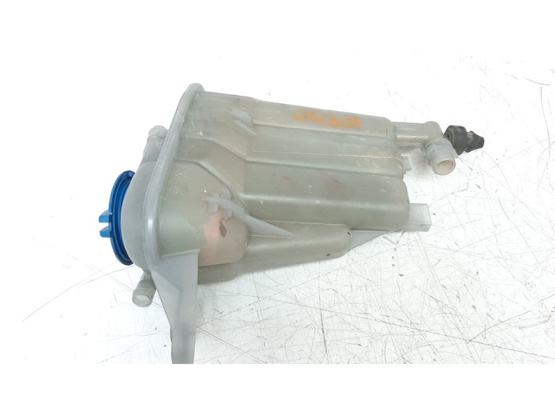 Recambio de deposito expansion para audi a4 ber. (b8) 2.0 16v tdi referencia OEM IAM 8K0121403G  