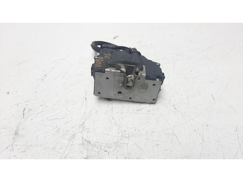 Recambio de cerradura puerta delantera izquierda para fiat torino r58 referencia OEM IAM 1393821080  