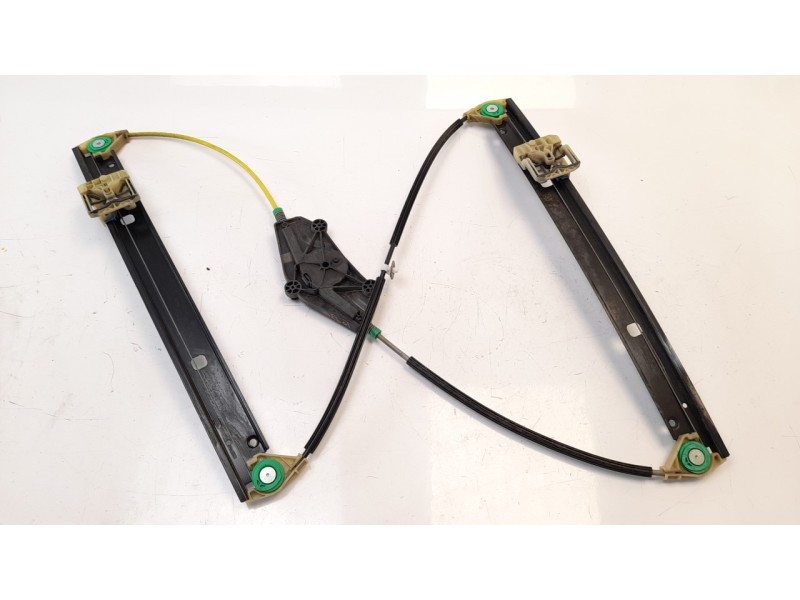 Recambio de elevalunas delantero derecho para audi a4 ber. (b8) 2.0 16v tdi referencia OEM IAM 8K0837462 106022414 111470