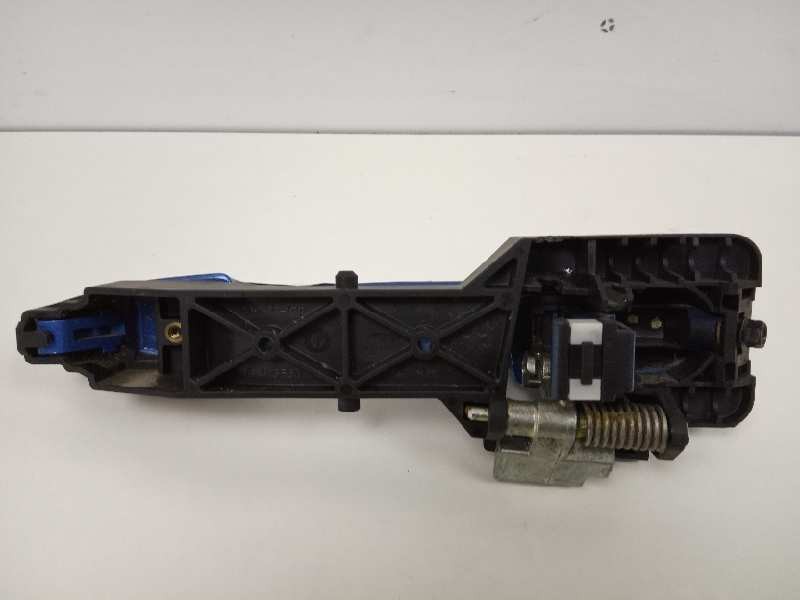Recambio de maneta exterior trasera izquierda para hyundai i30 classic gls referencia OEM IAM 826511H010  