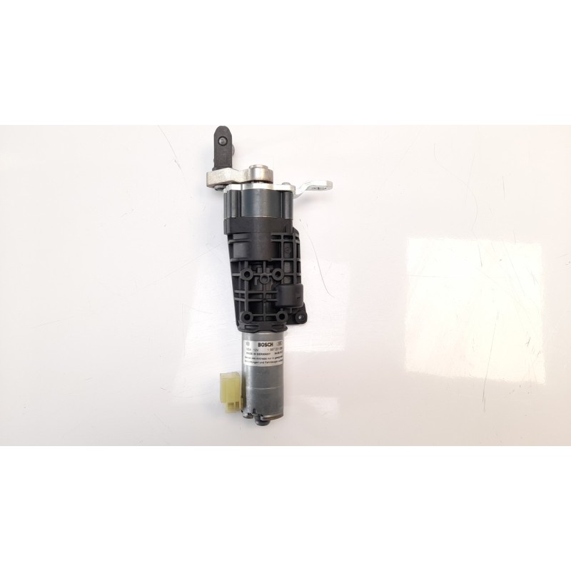 Recambio de retenedor puerta para audi a4 avant (8w5) 3.0 v6 24v tdi referencia OEM IAM 8W9827851A 0390204155 1397221036