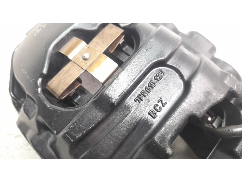 Recambio de pinza de freno delantera izquierda para porsche cayenne (typ 92aa) diesel referencia OEM IAM 7PP615123  