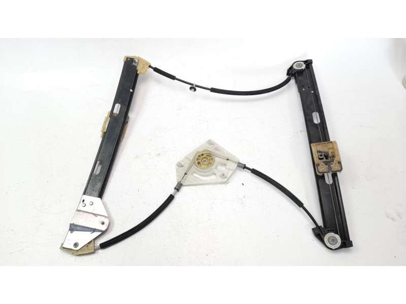 Recambio de elevalunas delantero derecho para audi a1 sportback (gba) 25 tfsi adrenalin referencia OEM IAM 82G837462  