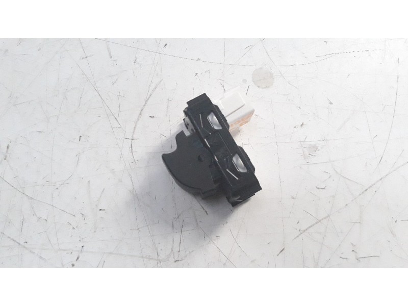 Recambio de mando elevalunas trasero derecho para citroen c3 1.2 12v e-thp referencia OEM IAM 96762292ZD  