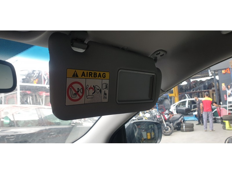Recambio de parasol derecho para hyundai ix35 1.7 crdi cat referencia OEM IAM 852202S580OM  