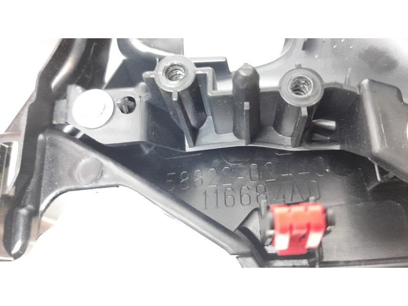 Recambio de moldura para toyota corolla (e21) referencia OEM IAM 5882202440  