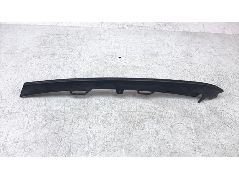 Recambio de molduras delanteras para porsche cayenne (typ 92aa) diesel referencia OEM IAM 7P5807686E  