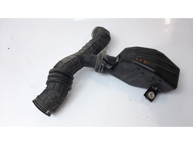 Recambio de tubo para mahindra kuv 100 2wd nxt referencia OEM IAM 0313AAZ01150N  
