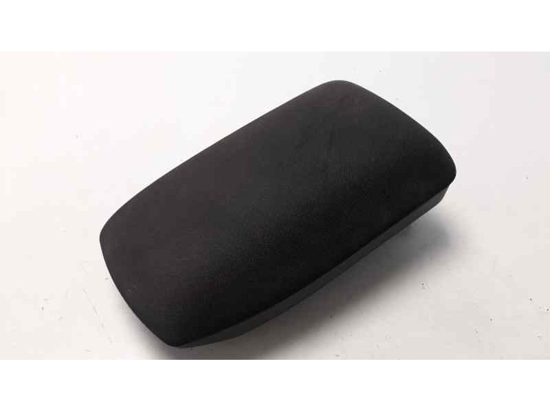 Recambio de apoyabrazos central para toyota auris active referencia OEM IAM   