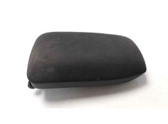 Recambio de apoyabrazos central para toyota auris active referencia OEM IAM    2