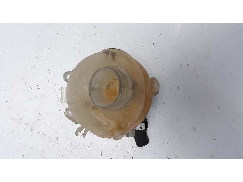 Recambio de deposito expansion para peugeot 207 confort referencia OEM IAM 9680163780  