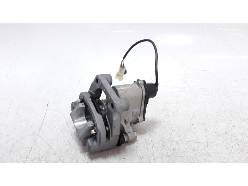 Recambio de columna direccion para yamaha tricity 300 referencia OEM IAM BX9F573000  