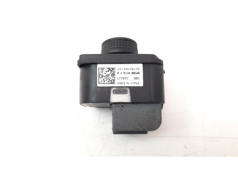 Recambio de mando retrovisor para audi a1 sportback (gba) 25 tfsi adrenalin referencia OEM IAM 2G0959565  