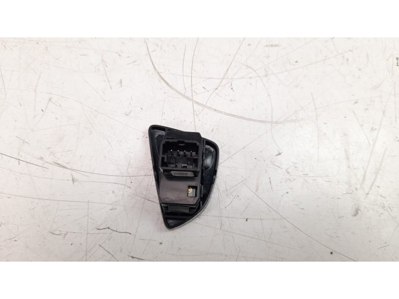 Recambio de mando elevalunas delantero izquierdo para ford ka (ccu) 1.2 8v cat referencia OEM IAM E30583  