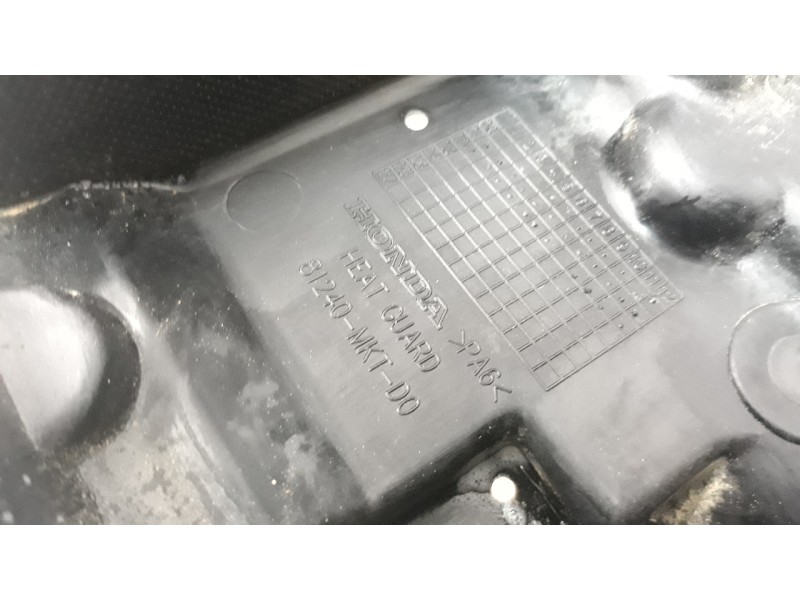 Recambio de moldura para honda x-adv referencia OEM IAM 81240MKTD0  