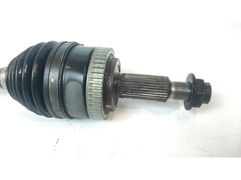Recambio de transmision delantera derecha para hyundai ix35 1.7 crdi cat referencia OEM IAM 495012Y900 H2561 T98528A1