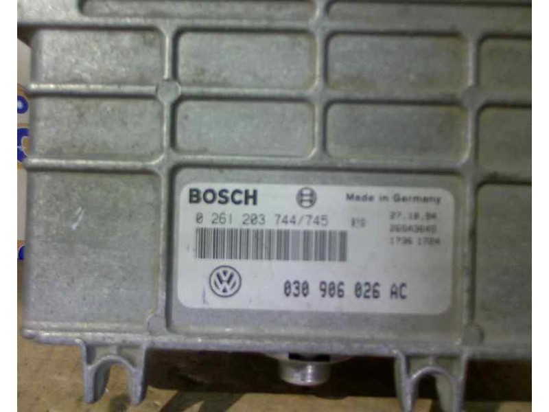 Recambio de centralita motor uce para volkswagen polo berlina (6n1) 1.05 referencia OEM IAM 0261203744 0 261 203 745 030 906 026