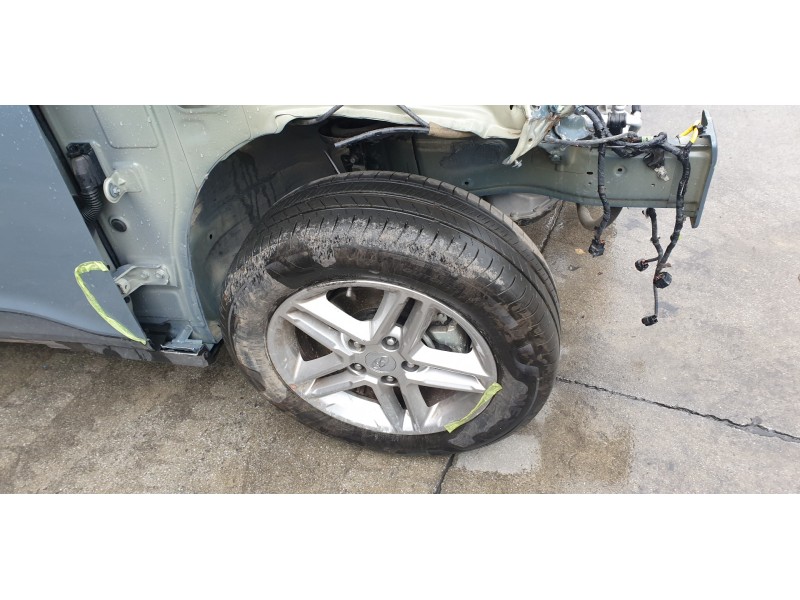 Recambio de mangueta delantera derecha para hyundai kona 1.0 tgdi cat referencia OEM IAM 51716J9000  