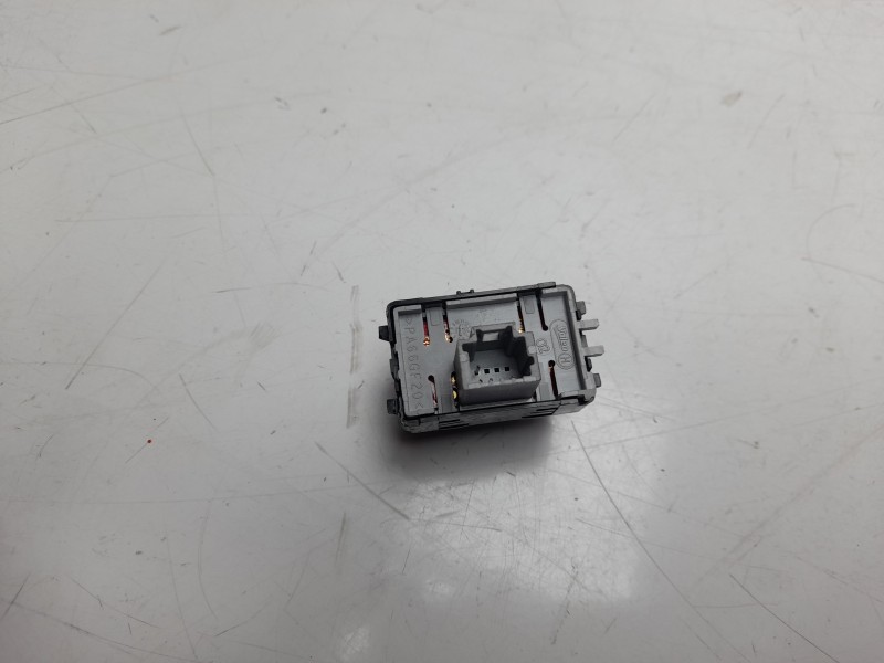 Recambio de interruptor para renault clio iv technofeel referencia OEM IAM 255502964R  
