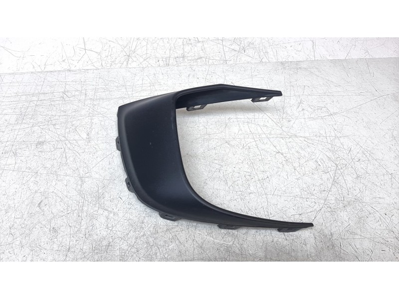 Recambio de molduras delanteras para porsche cayenne (typ 92aa) diesel referencia OEM IAM 7P5807946  