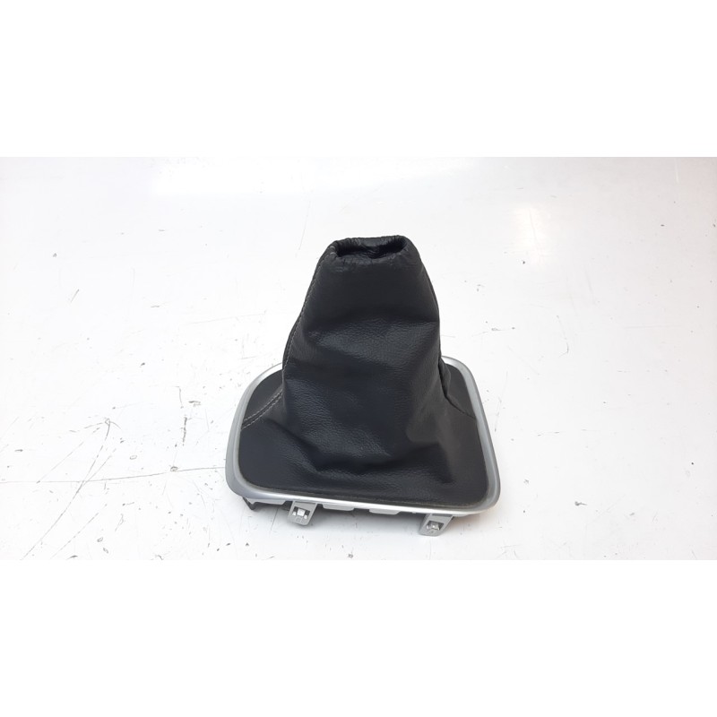 Recambio de pomo palanca cambio para citroen c3 1.2 12v e-thp referencia OEM IAM 16088722ZD  