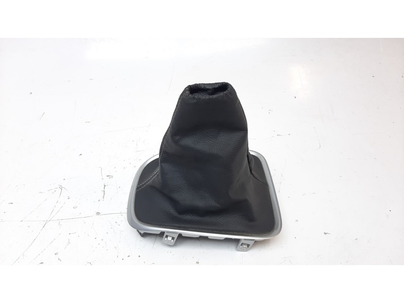 Recambio de pomo palanca cambio para citroen c3 1.2 12v e-thp referencia OEM IAM 16088722ZD  