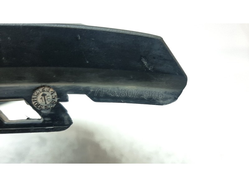 Recambio de molduras delanteras para porsche cayenne (typ 92aa) diesel referencia OEM IAM 7P5807946  