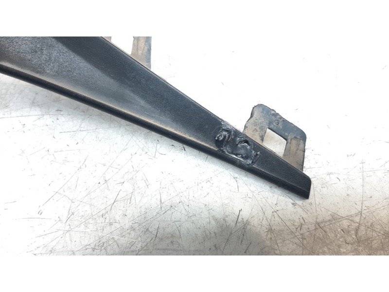 Recambio de molduras delanteras para porsche cayenne (typ 92aa) diesel referencia OEM IAM 7P5807946  