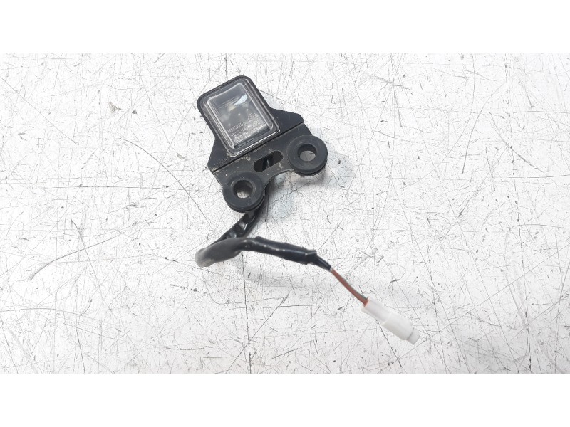 Recambio de piloto matricula para honda x-adv referencia OEM IAM 80116MKSE00  