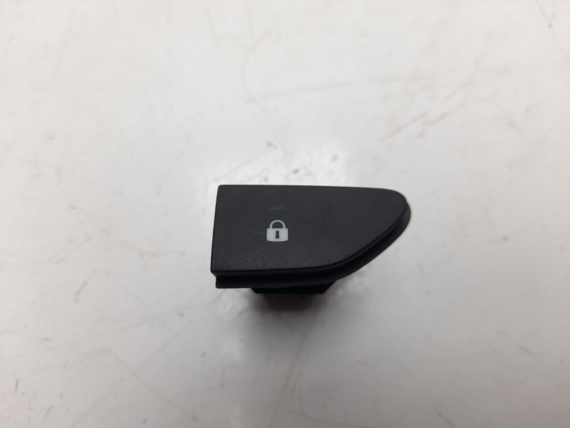 Recambio de interruptor para renault clio iv technofeel referencia OEM IAM 26103678R  
